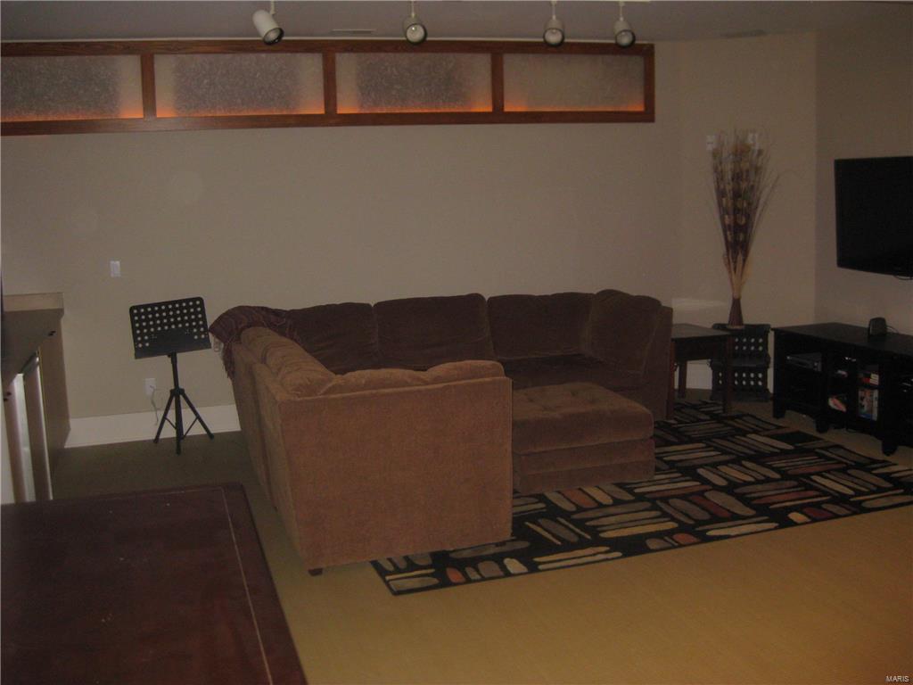 North Pointe Clayton - Residential