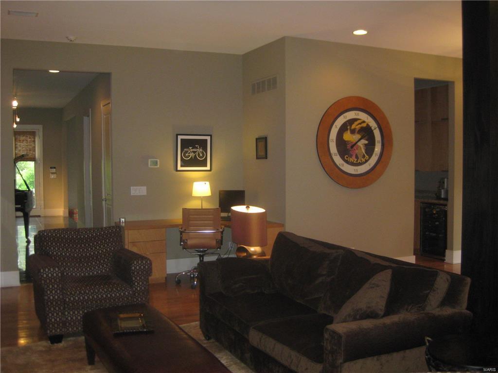 North Pointe Clayton - Residential