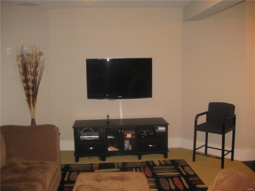 North Pointe Clayton - Residential