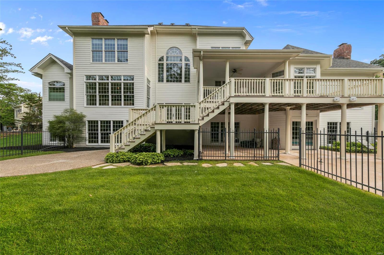 Country Lake Estates - Residential