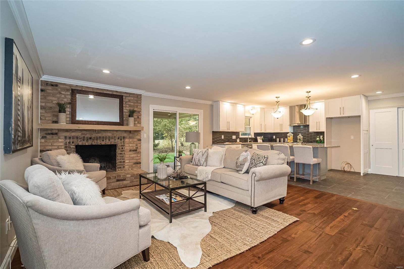Mercer Manor 1 - Residential