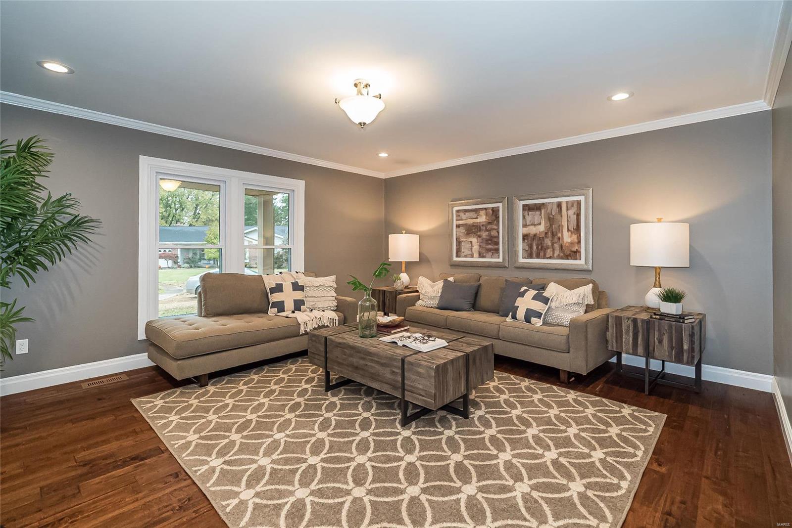Mercer Manor 1 - Residential