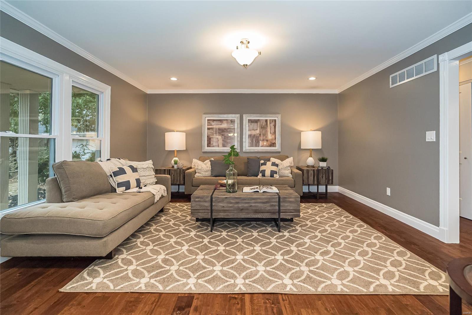 Mercer Manor 1 - Residential