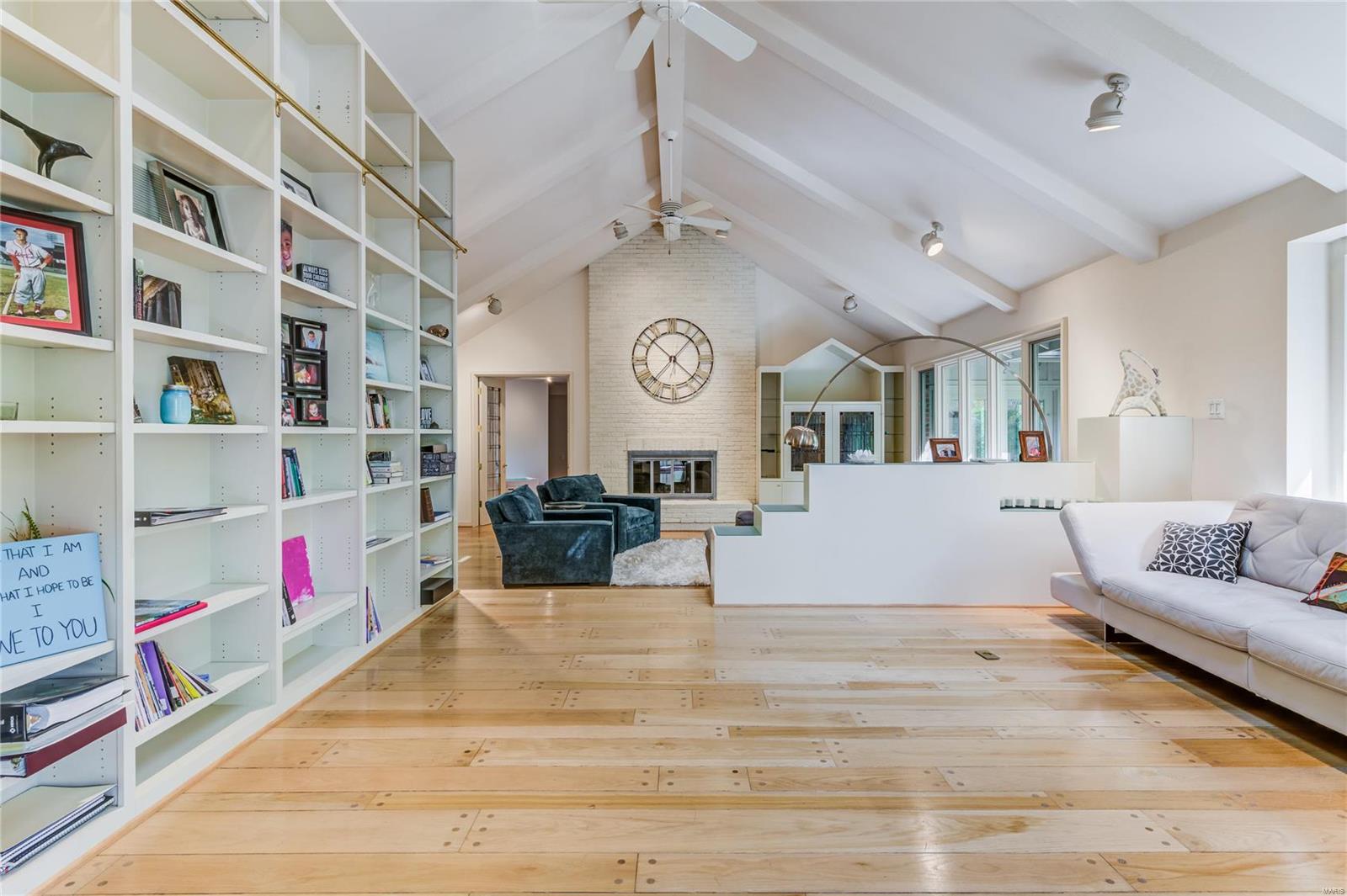 Von Schrader Estate - Residential