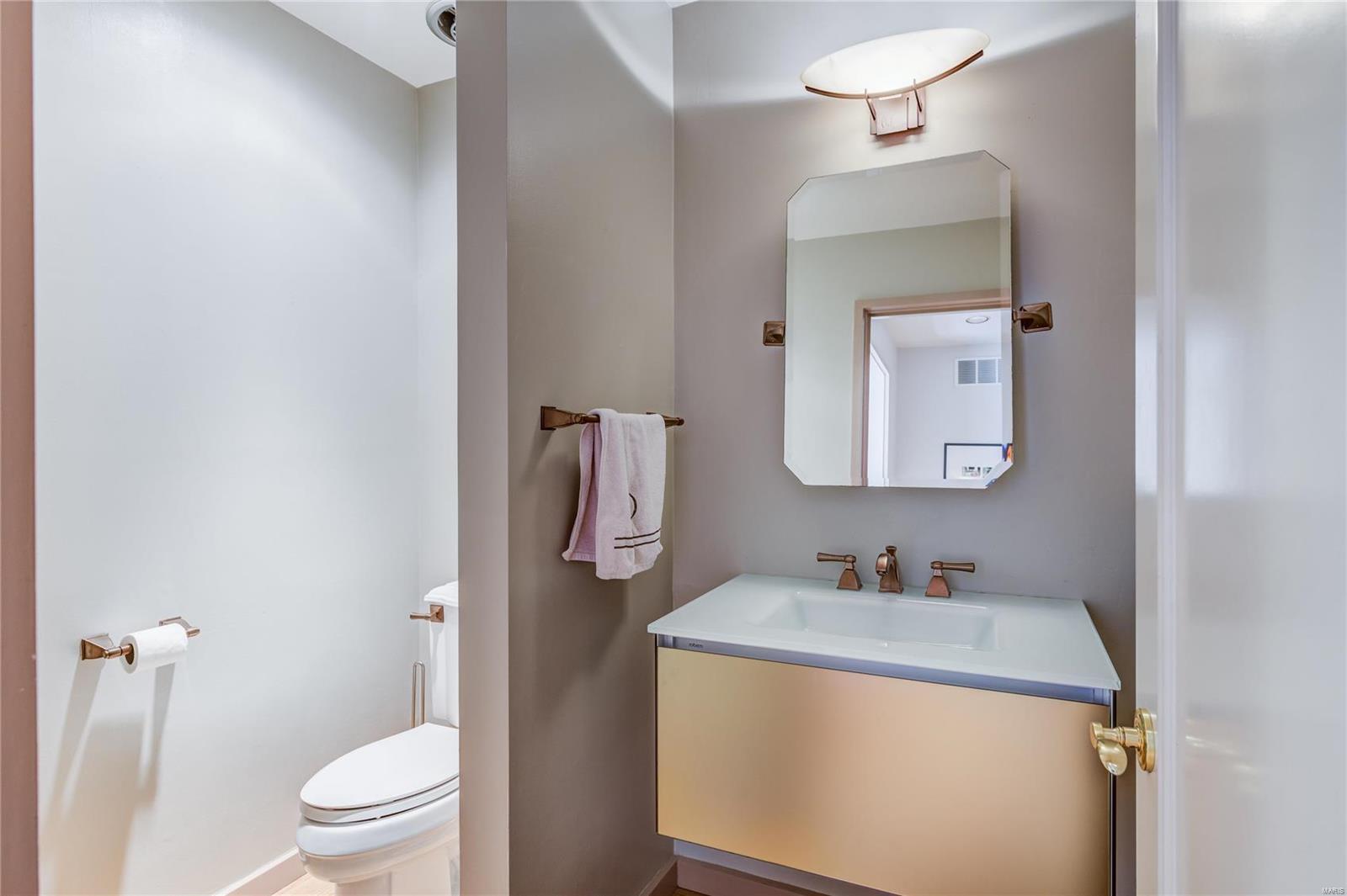 Von Schrader Estate - Residential