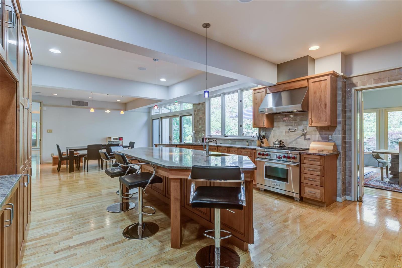 Von Schrader Estate - Residential