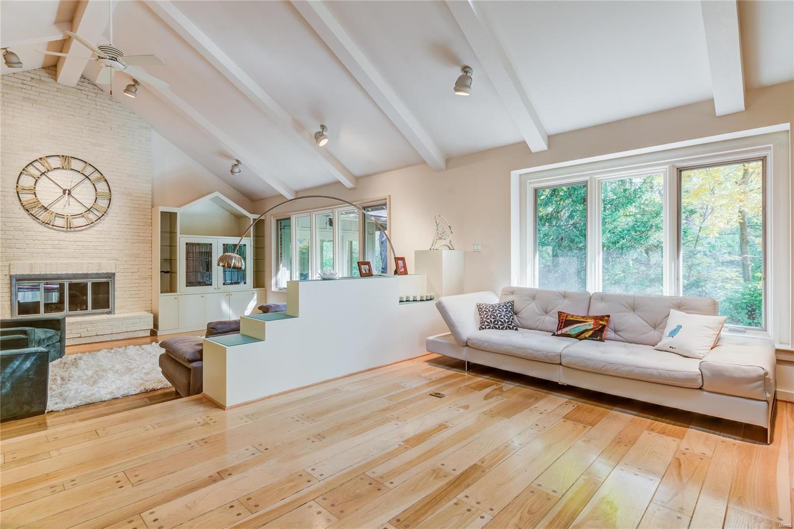 Von Schrader Estate - Residential