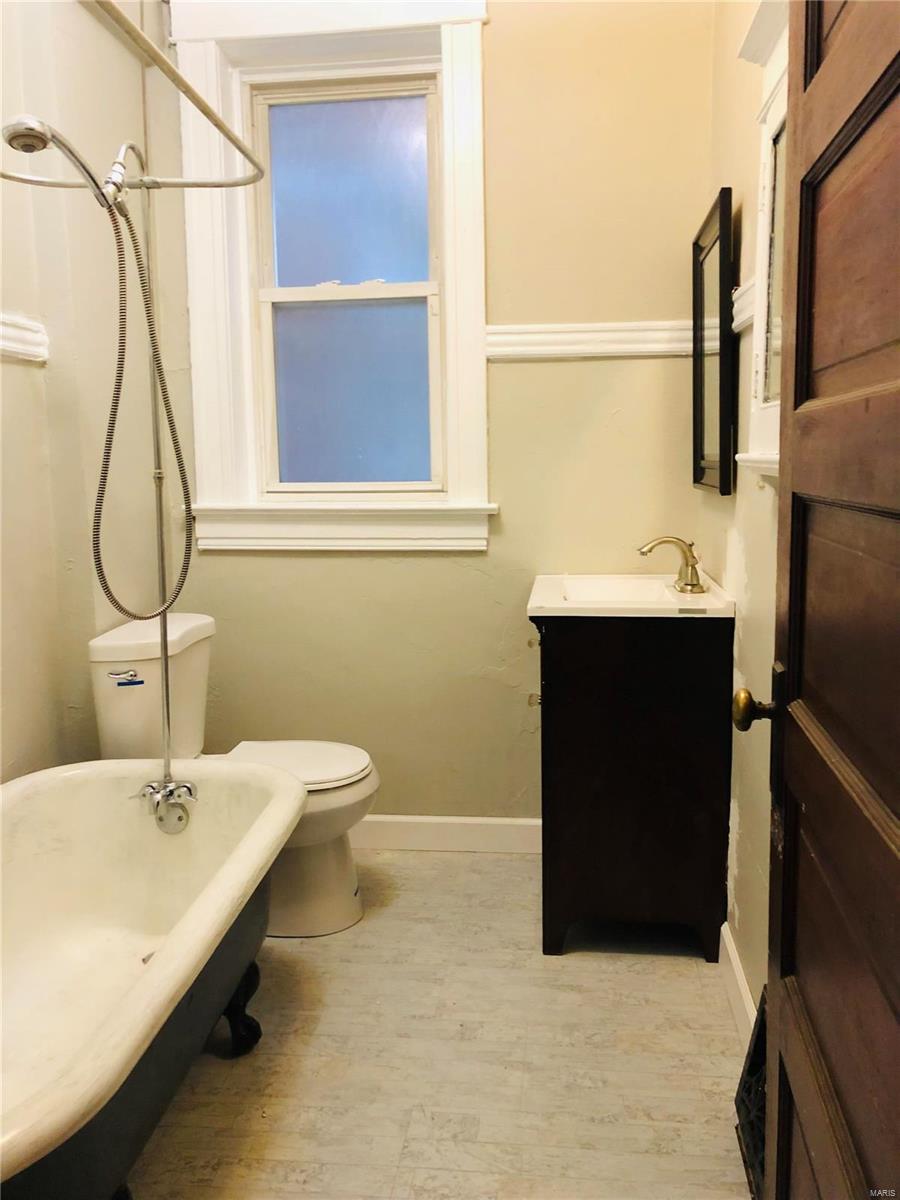 St Louis Add - Residential Income