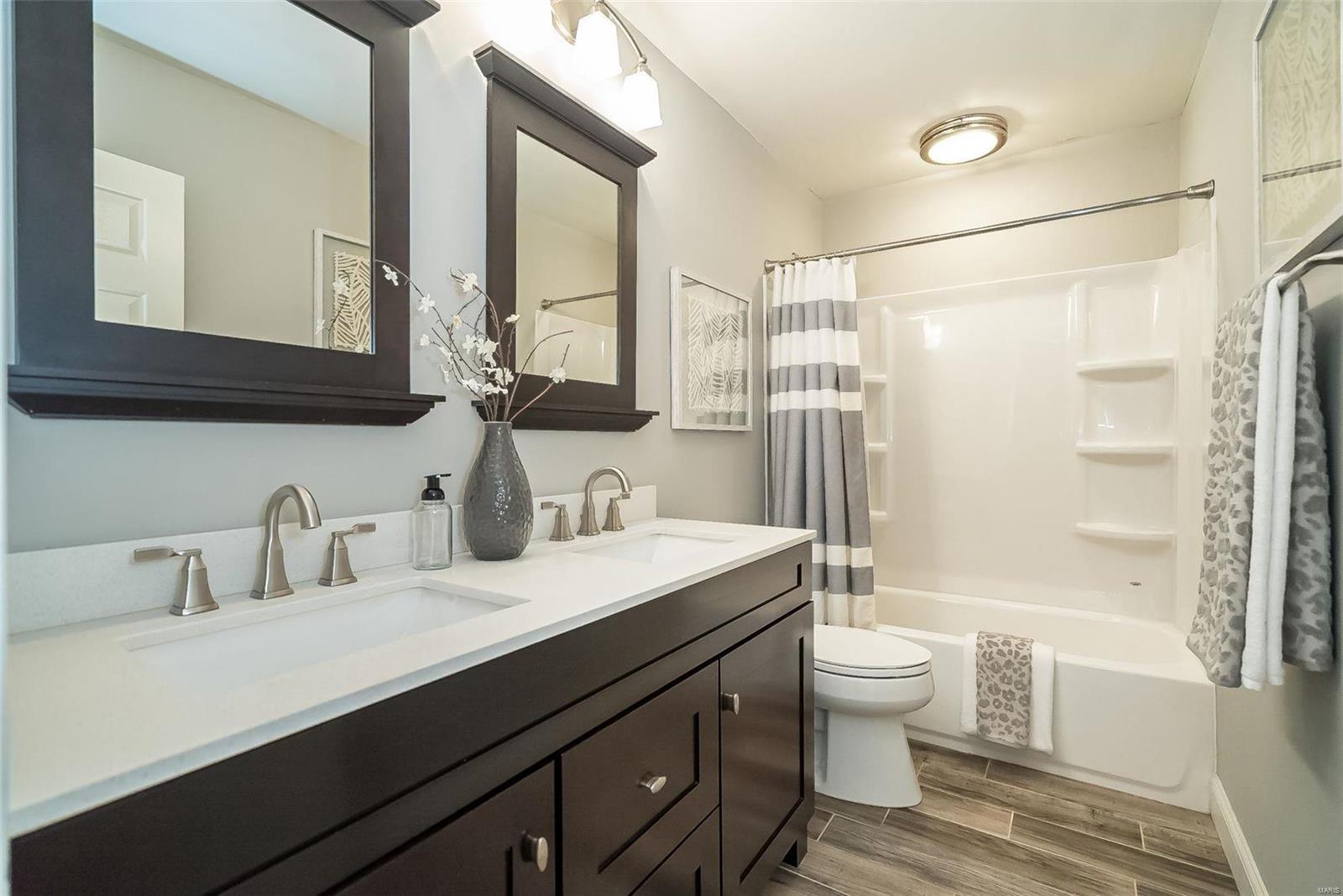 Arbor Bluffs - Residential