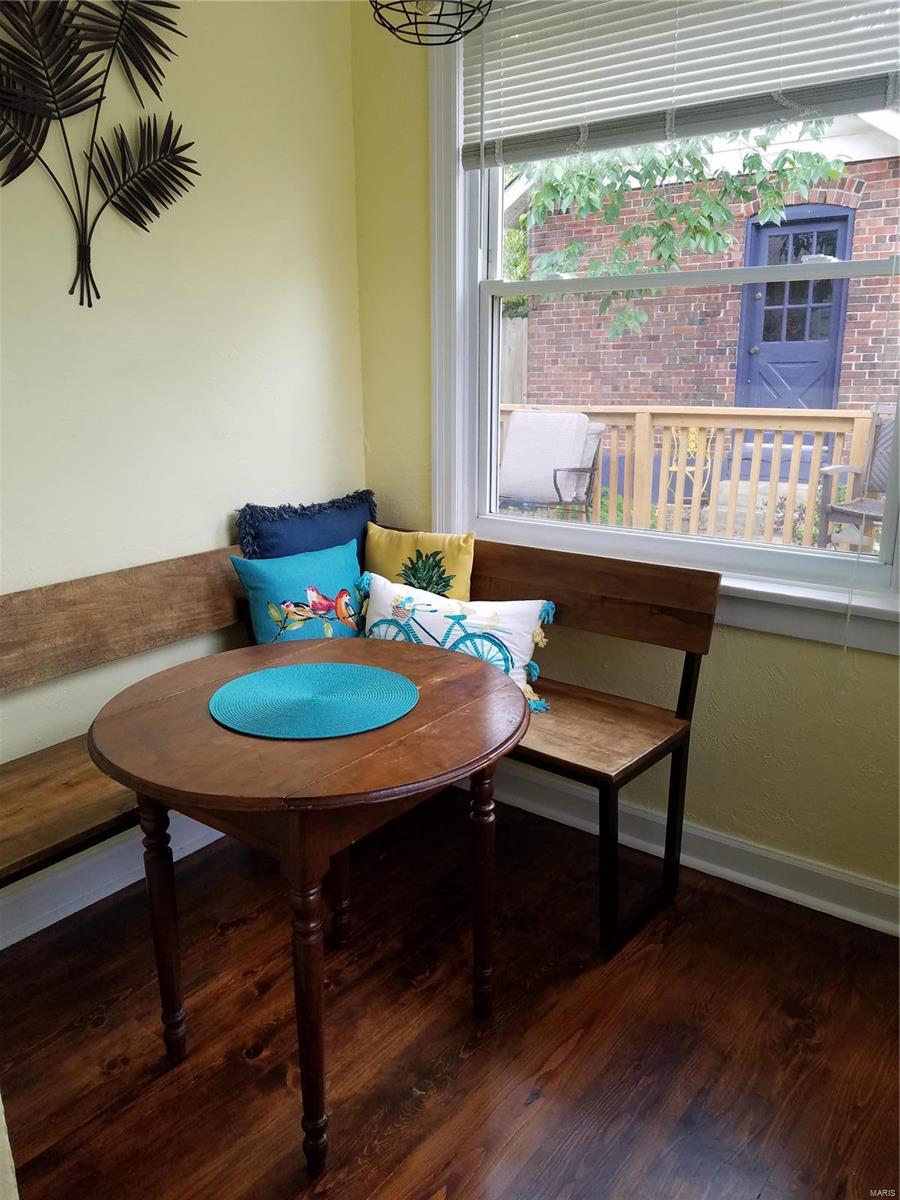 West Delmar 2 - Residential Lease