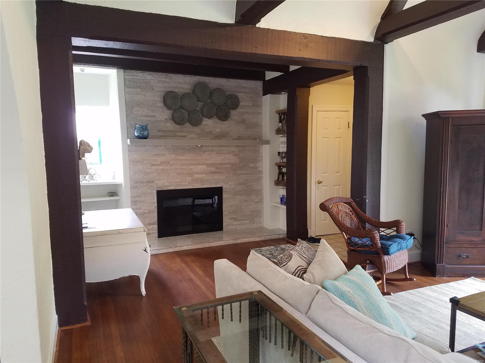 West Delmar 2 - Residential Lease