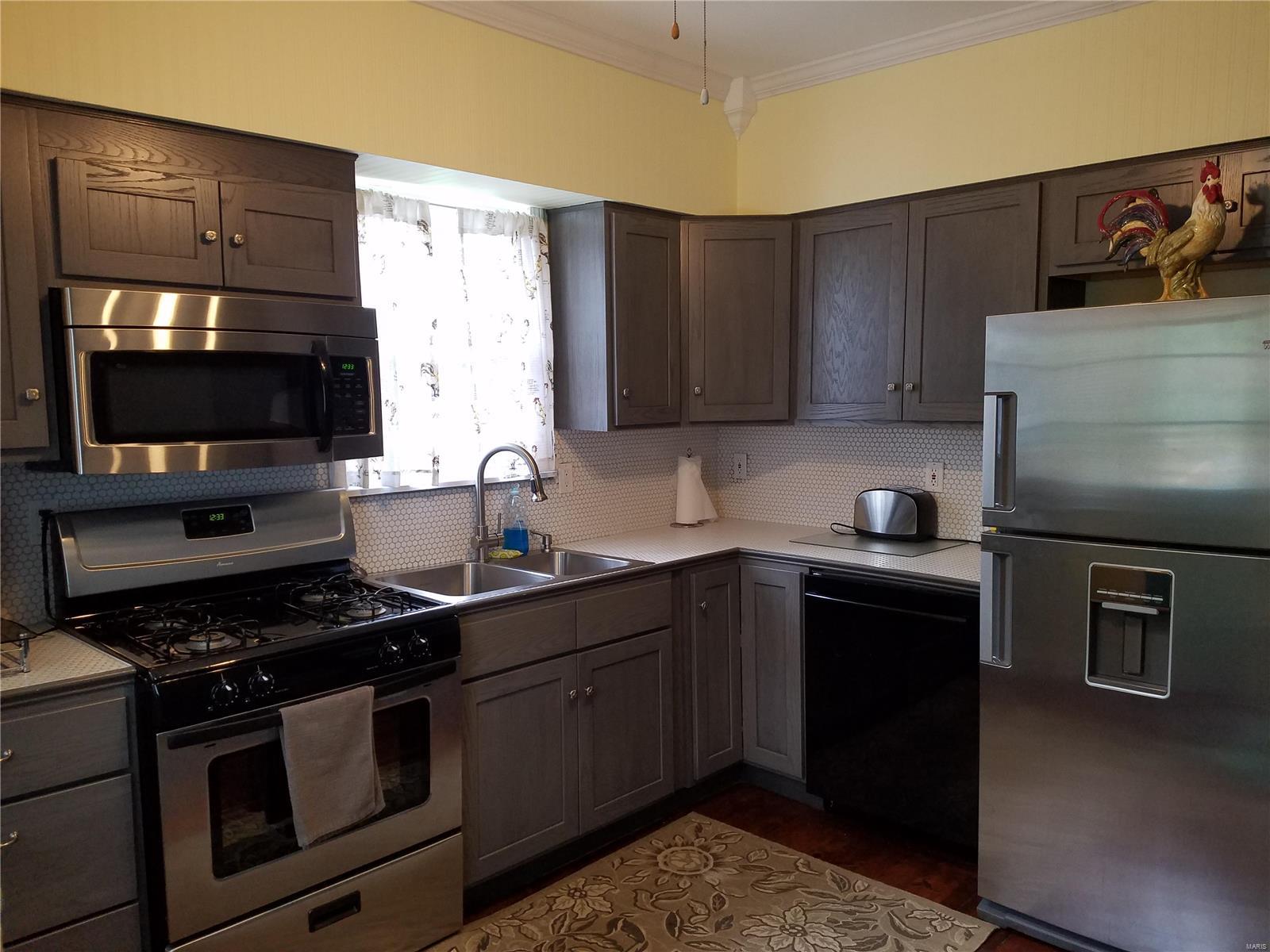 West Delmar 2 - Residential Lease