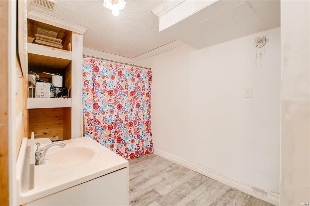 Valle Lake 03 - Residential