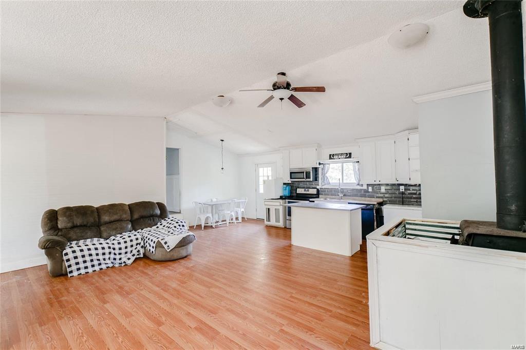 Valle Lake 03 - Residential