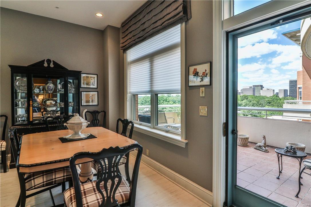 Residence At 800 S Hanley A Condo - Residential