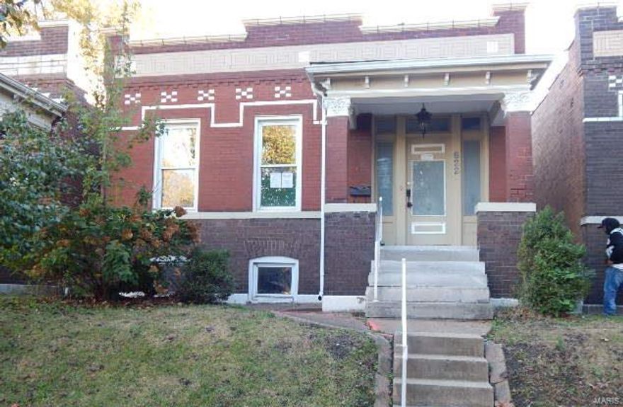 Don’t miss this spacious 2 bedroom 1 bath home with over 1,100 square feet!! Home features oversized kitchen with separate dining area, hardwood floors throughout, spacious floor plan and large level fenced lot!! This home is waiting for your finishing touches!! HUD acquired property. All purchasers welcome to bid. Open to all purchasers without preference after bid deadline. HUD homes are Sold As Is. All utilities are turned OFF. Please use discretion when showing and bring a flashlight. SpecialListingConditions: Foreclosure