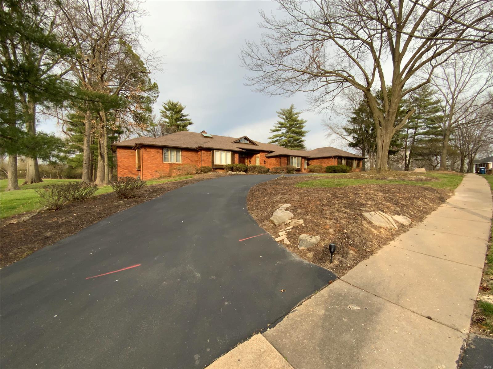 Ladue Farm Estates 2 - Residential