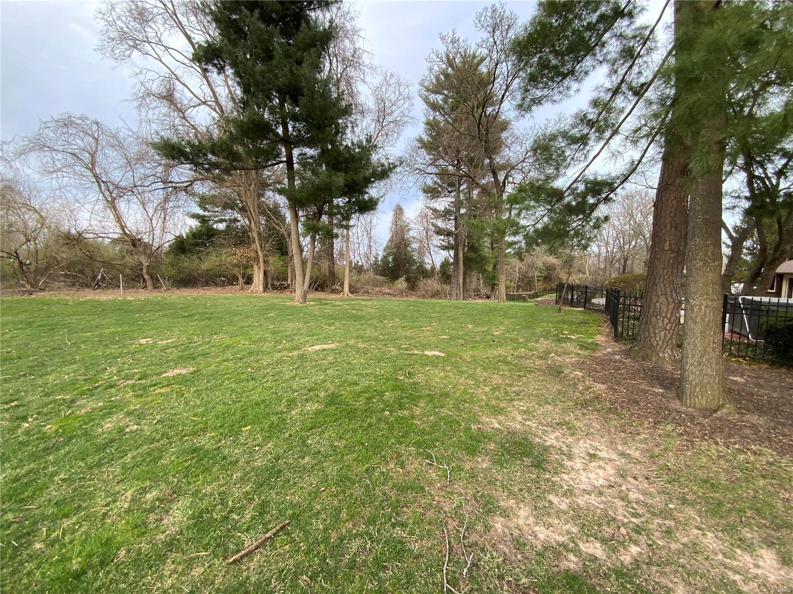 Ladue Farm Estates 2 - Residential