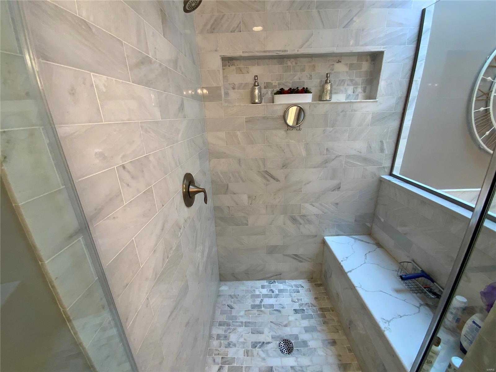 Ladue Farm Estates 2 - Residential