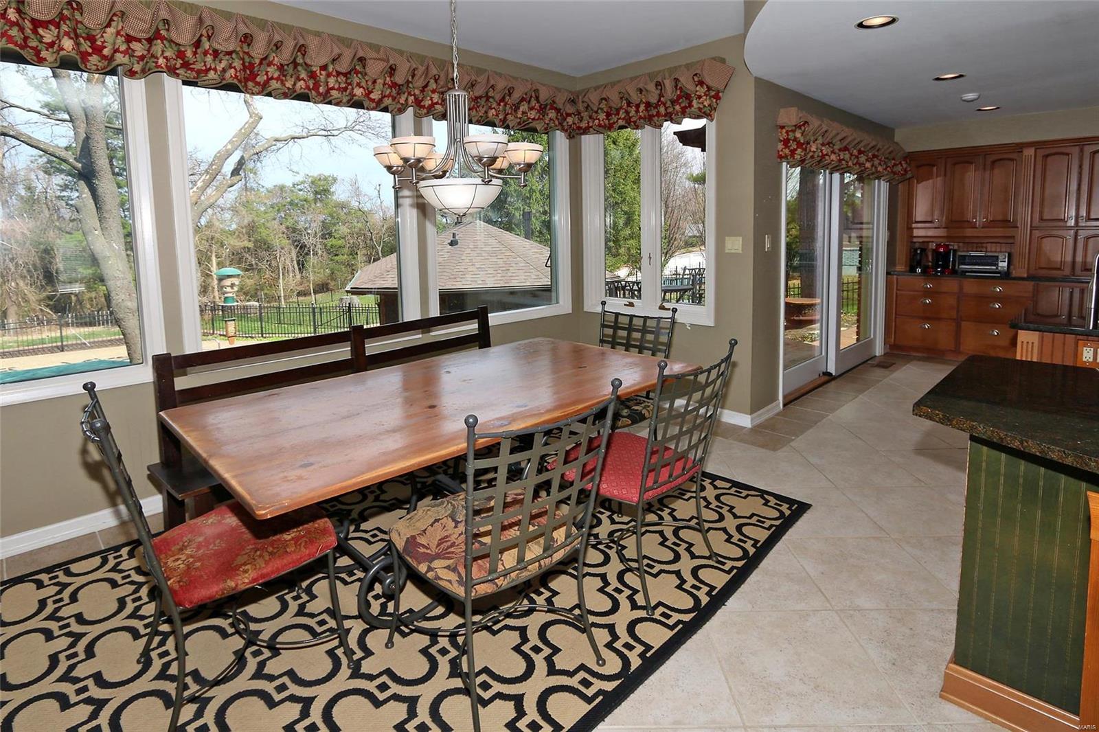 Ladue Farm Estates 2 - Residential