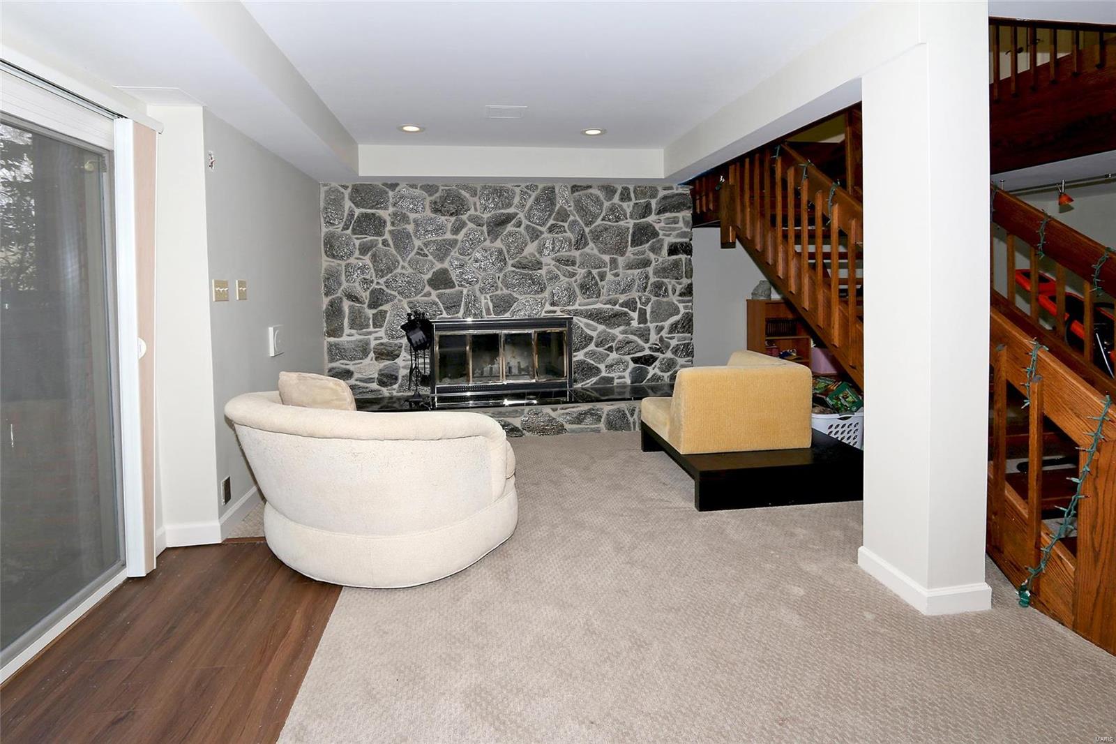 Ladue Farm Estates 2 - Residential