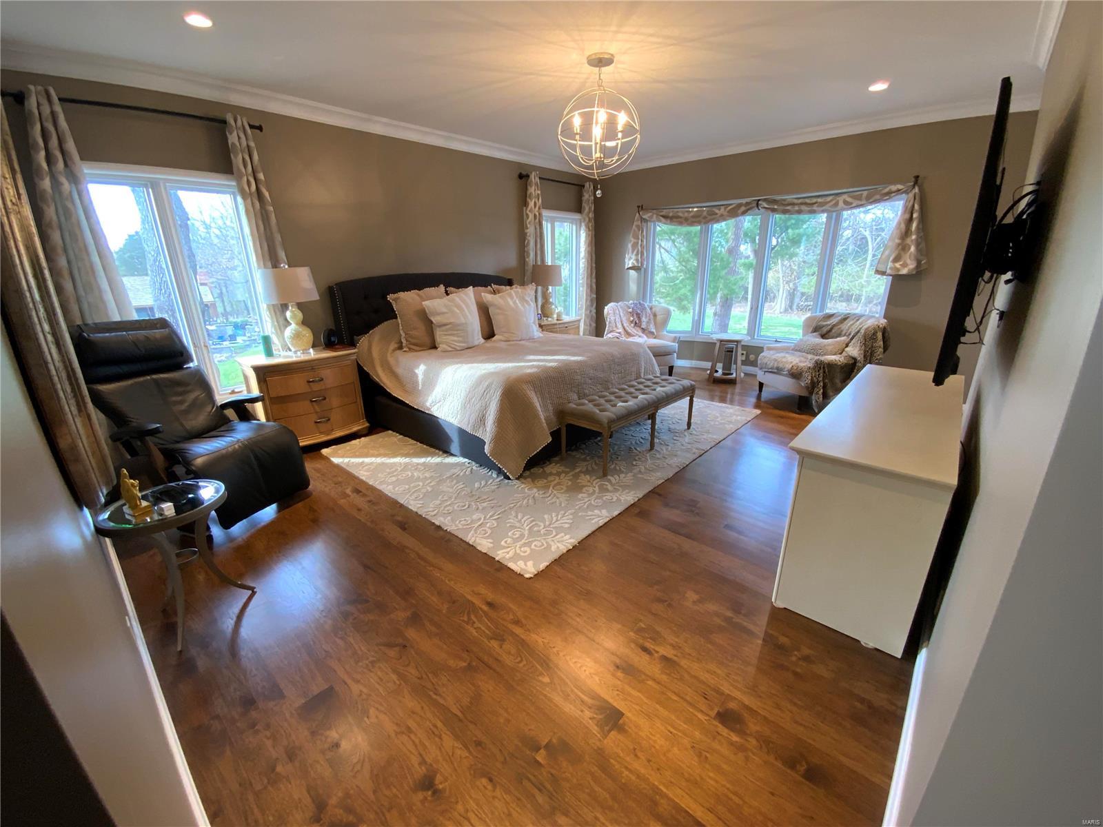 Ladue Farm Estates 2 - Residential