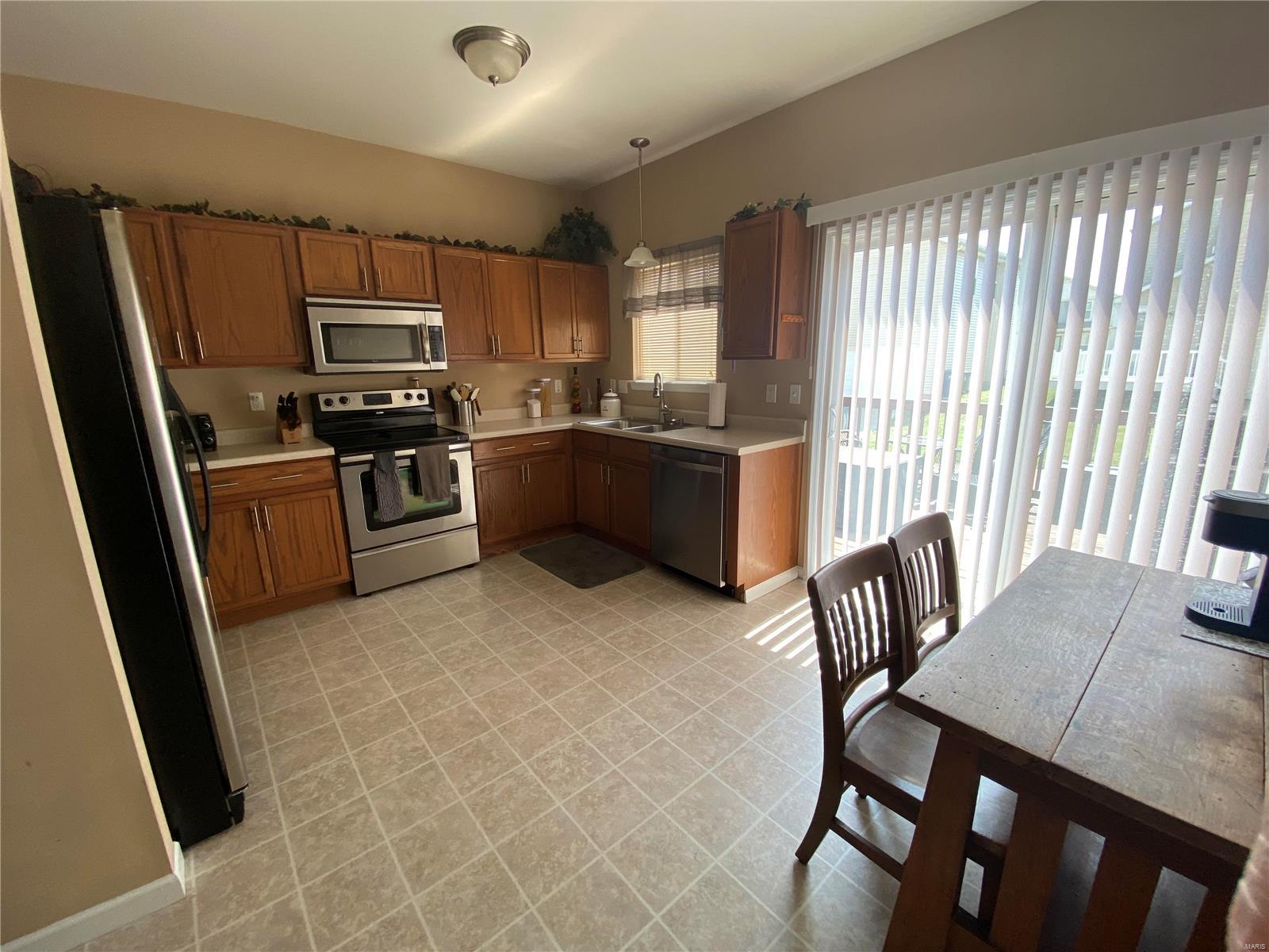 Villas of Windcrest - Residential