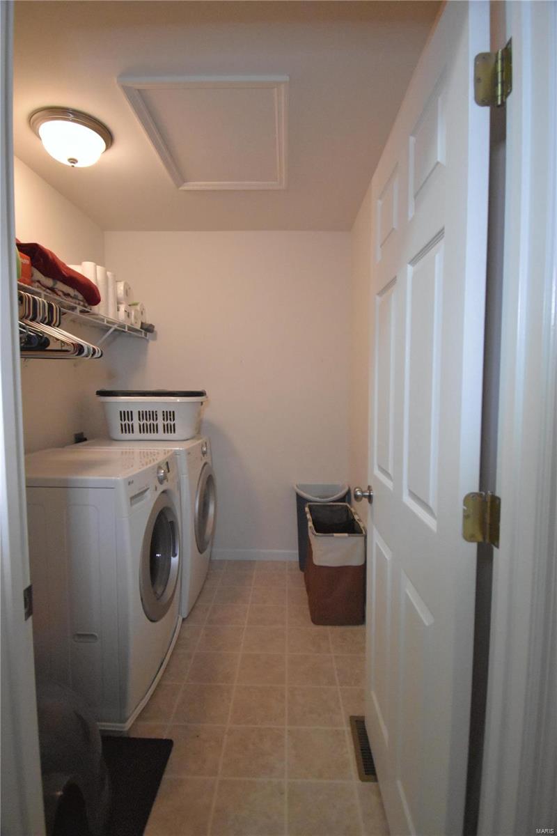 Villas of Windcrest - Residential