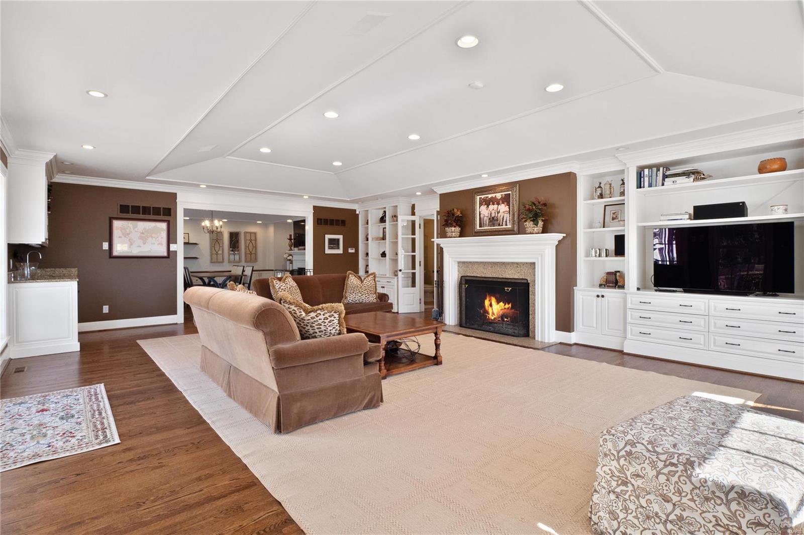 Colonial Hills Estate - Residential