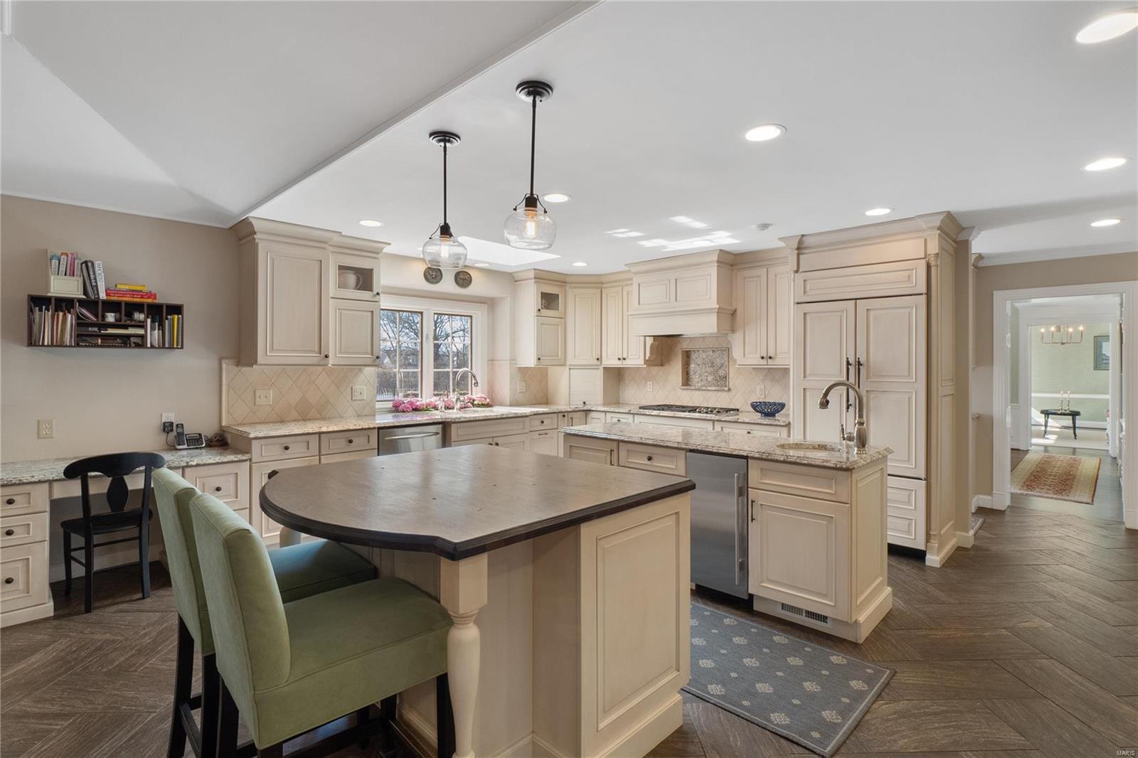 Colonial Hills Estate - Residential