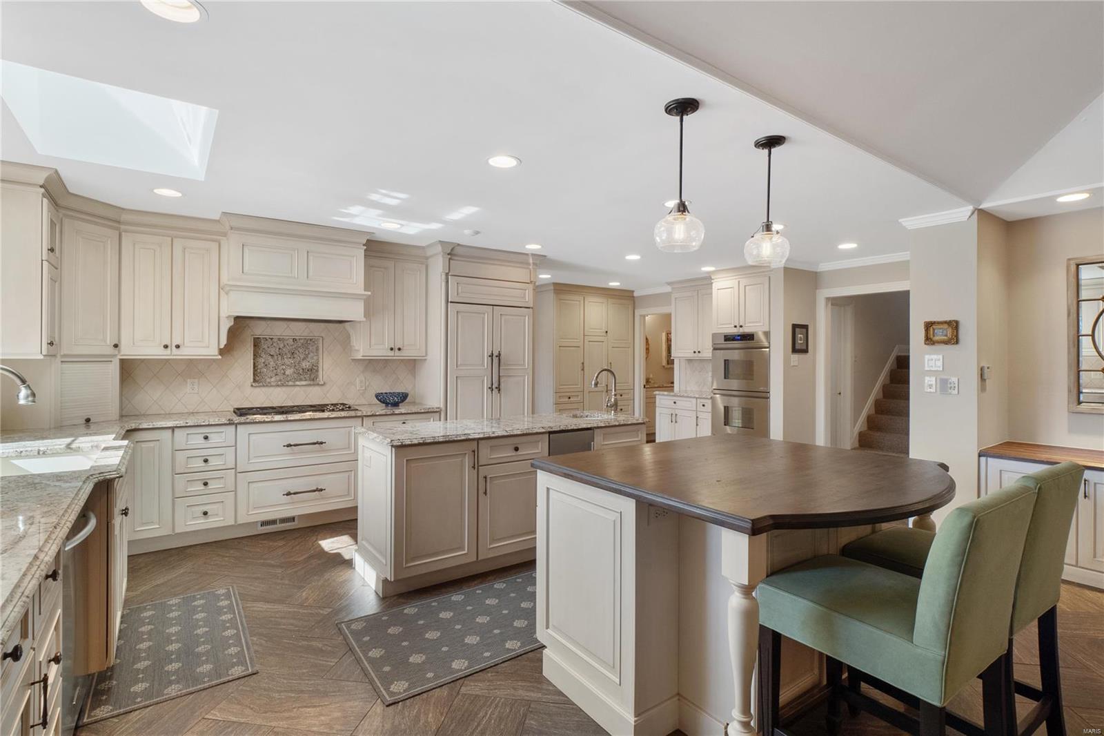 Colonial Hills Estate - Residential