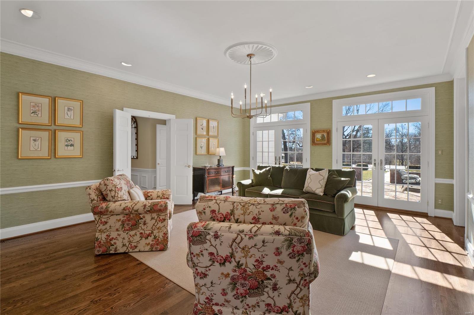 Colonial Hills Estate - Residential