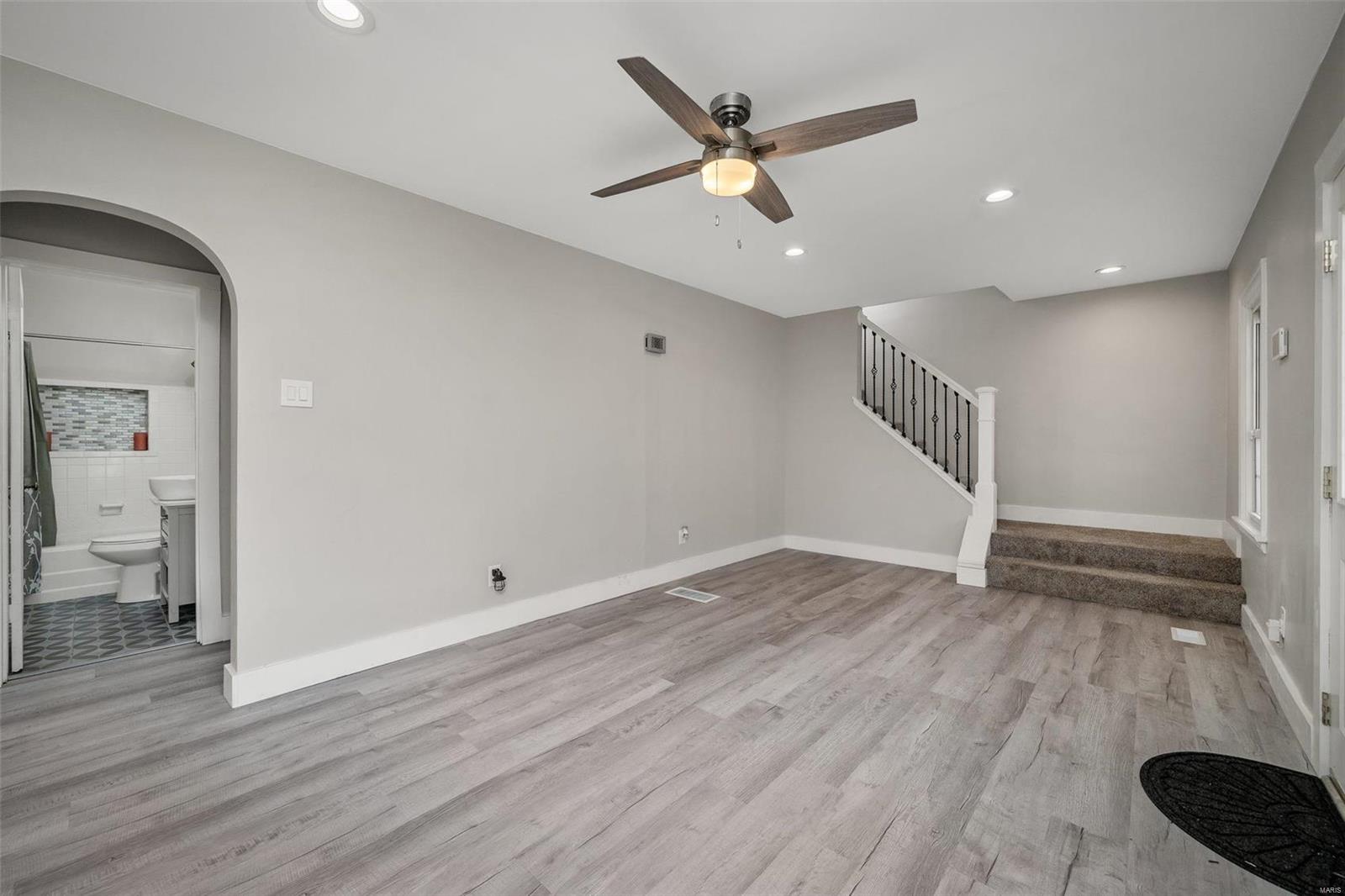 US Surv 1203 - Residential