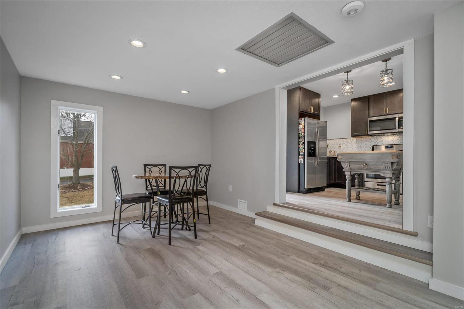 US Surv 1203 - Residential