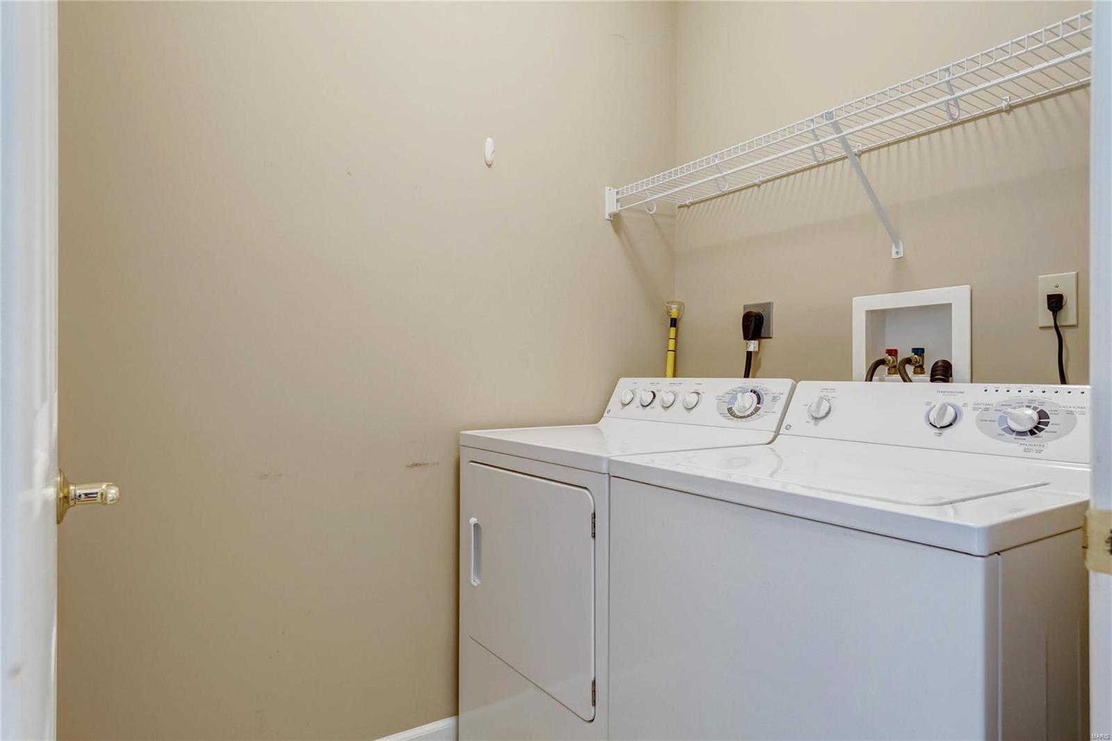 Nooning Tree Add Village A The - Residential Lease