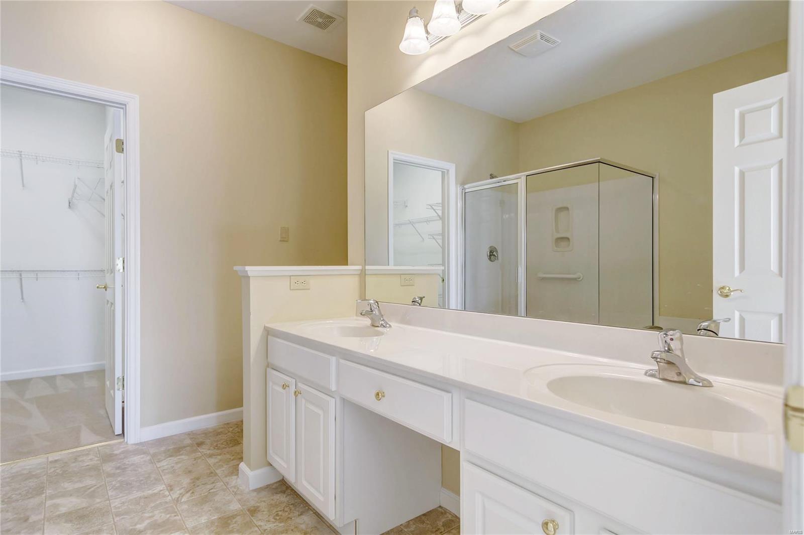 Nooning Tree Add Village A The - Residential Lease