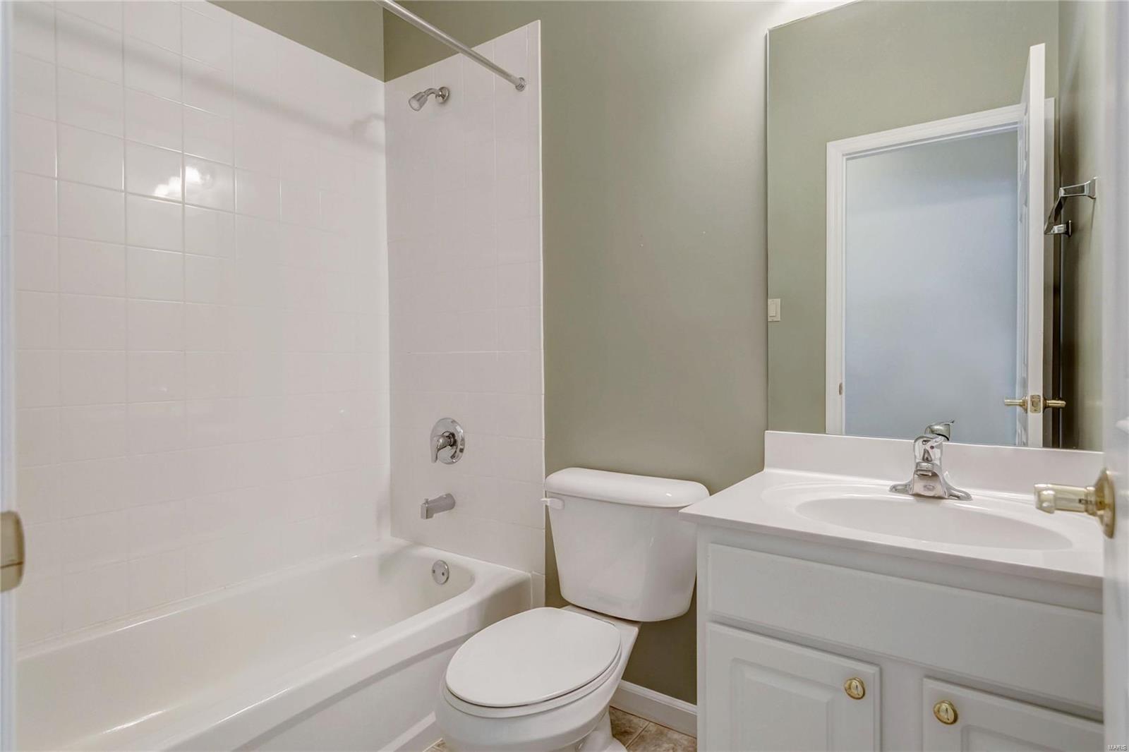 Nooning Tree Add Village A The - Residential Lease