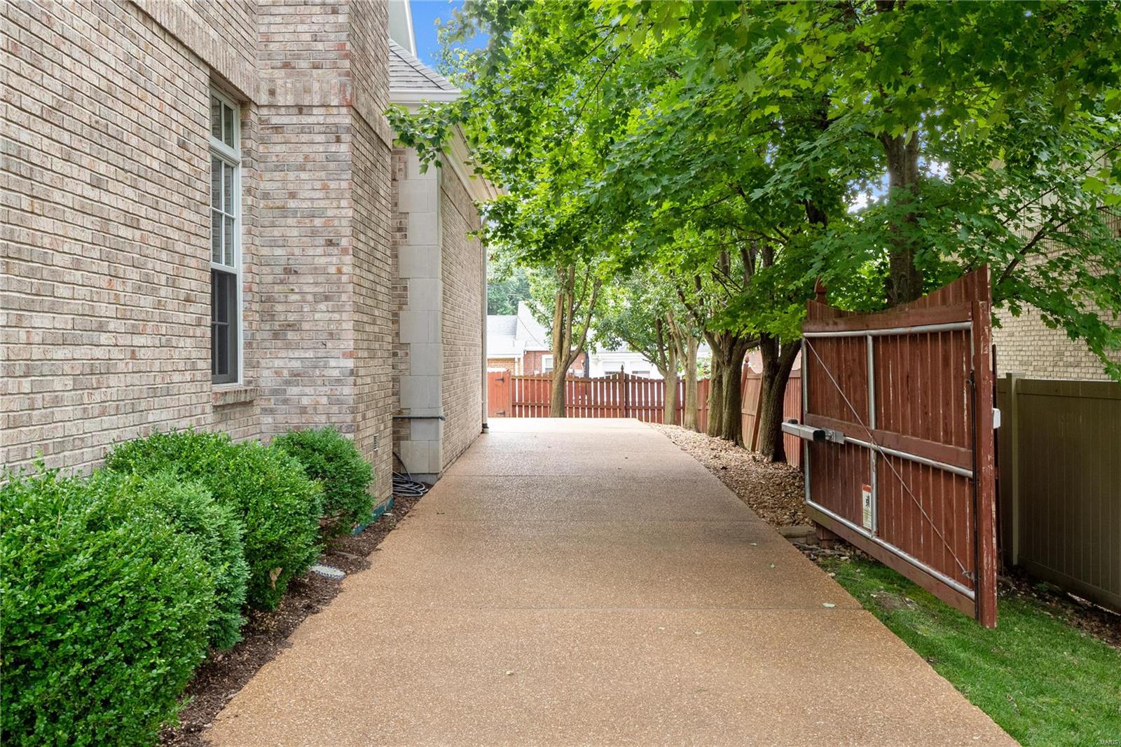 Clayton Gardens - Residential