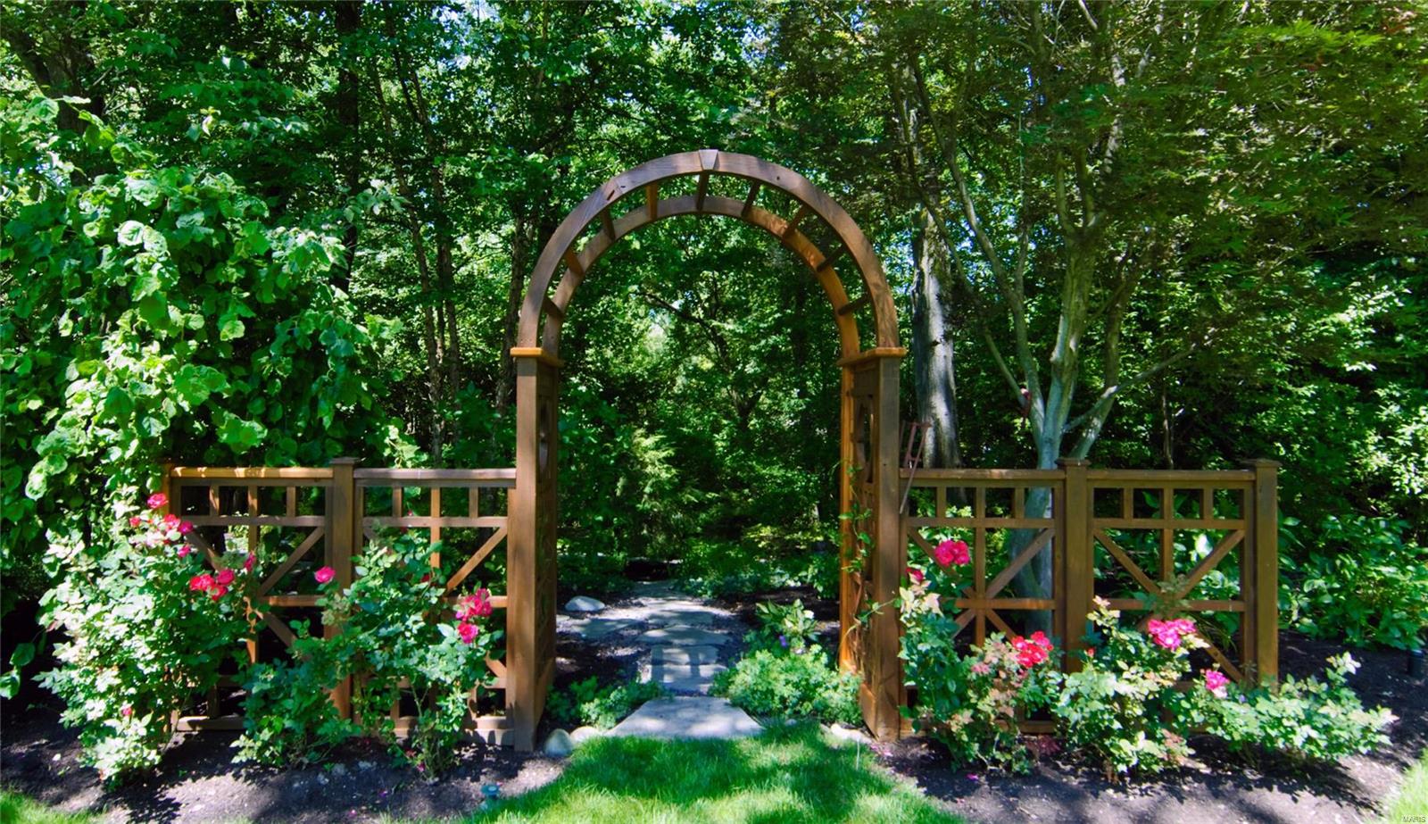 Upper Ladue - Residential