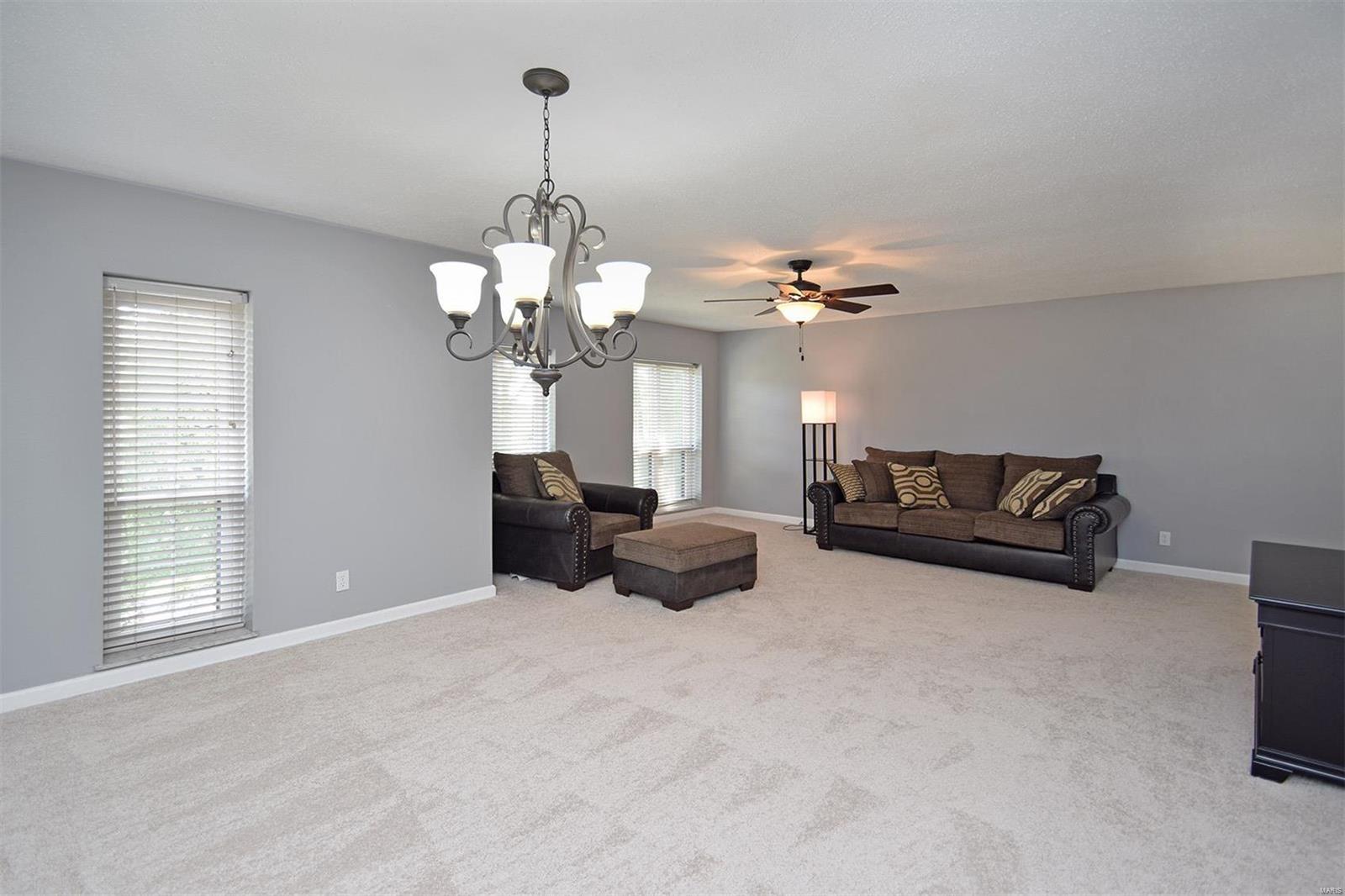 Cambridge Courts Condominium - Residential