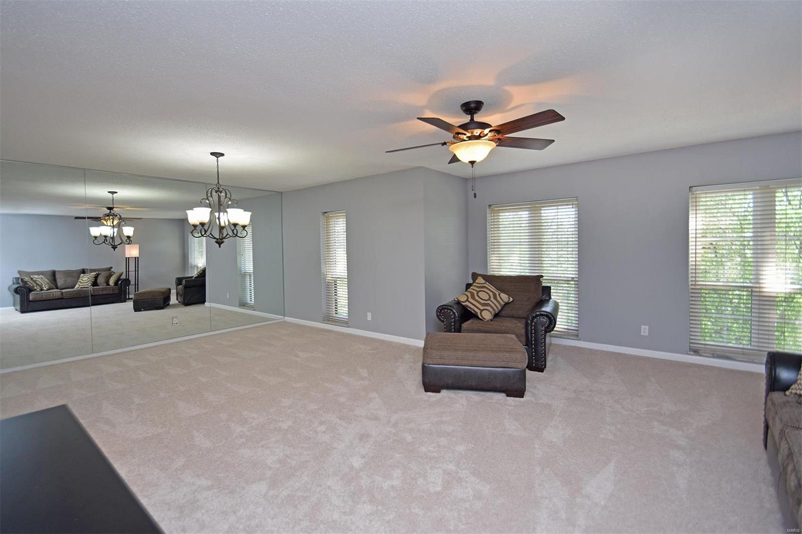 Cambridge Courts Condominium - Residential