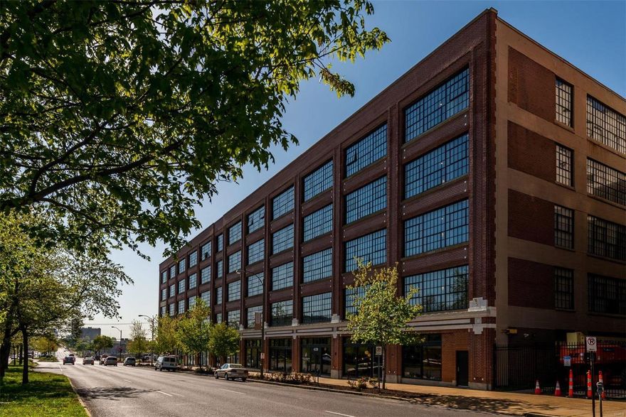 Stylish urban loft loaded with updates! Nestled in a vintage building, this contemporary space is filled with all the chic finishes you desire including wide plank pre-finished wood floors, granite counter-tops, Italian cabinetry, stainless appliances & updated designer lighting. A large bedroom suite with a walk-in closet & spa-like bathroom, open living area with built-ins, a private screened in porch with gas hook-up for grilling (grill included), a den/office space, half bath & laundry closet (washer/dryer included) provide ease in everyday living and entertaining. Other updates include subway tile backsplash & newer carpet. Parking & storage space included. West End Lofts is a full amenity building with a pool, fitness center, guest suite, billiards room & SECURE/GATED PARKING. This lifestyle community is perfectly situated in the Central West End in close proximity to Barnes, Wash U Med School, SLU, the Cortex District & City Foundry. Condo fee includes everything but electric! Location: City, Upper Level
