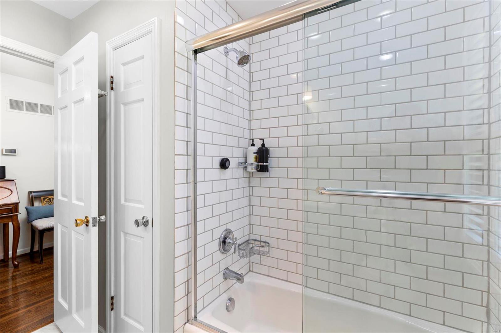 Kings Pond Road - Residential