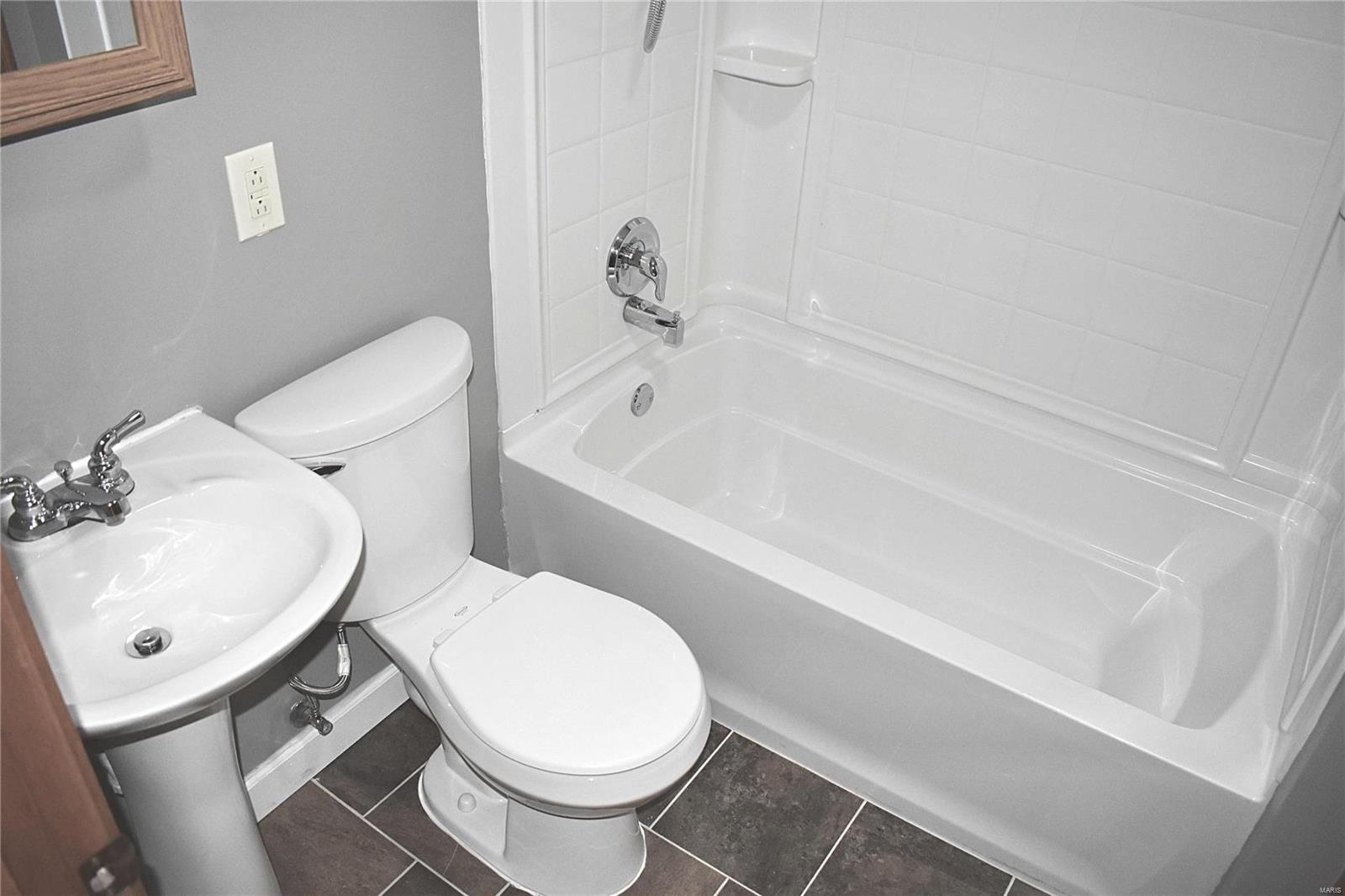 Survey 0000 Sec 33 Township - Residential