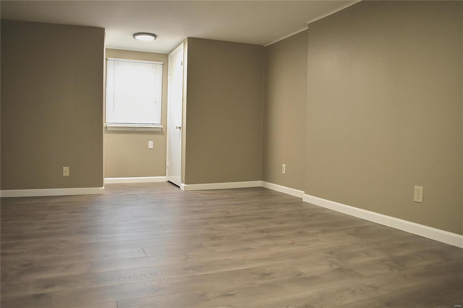Survey 0000 Sec 33 Township - Residential
