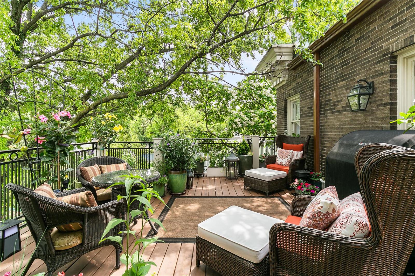 Pershing Place Condos - Residential