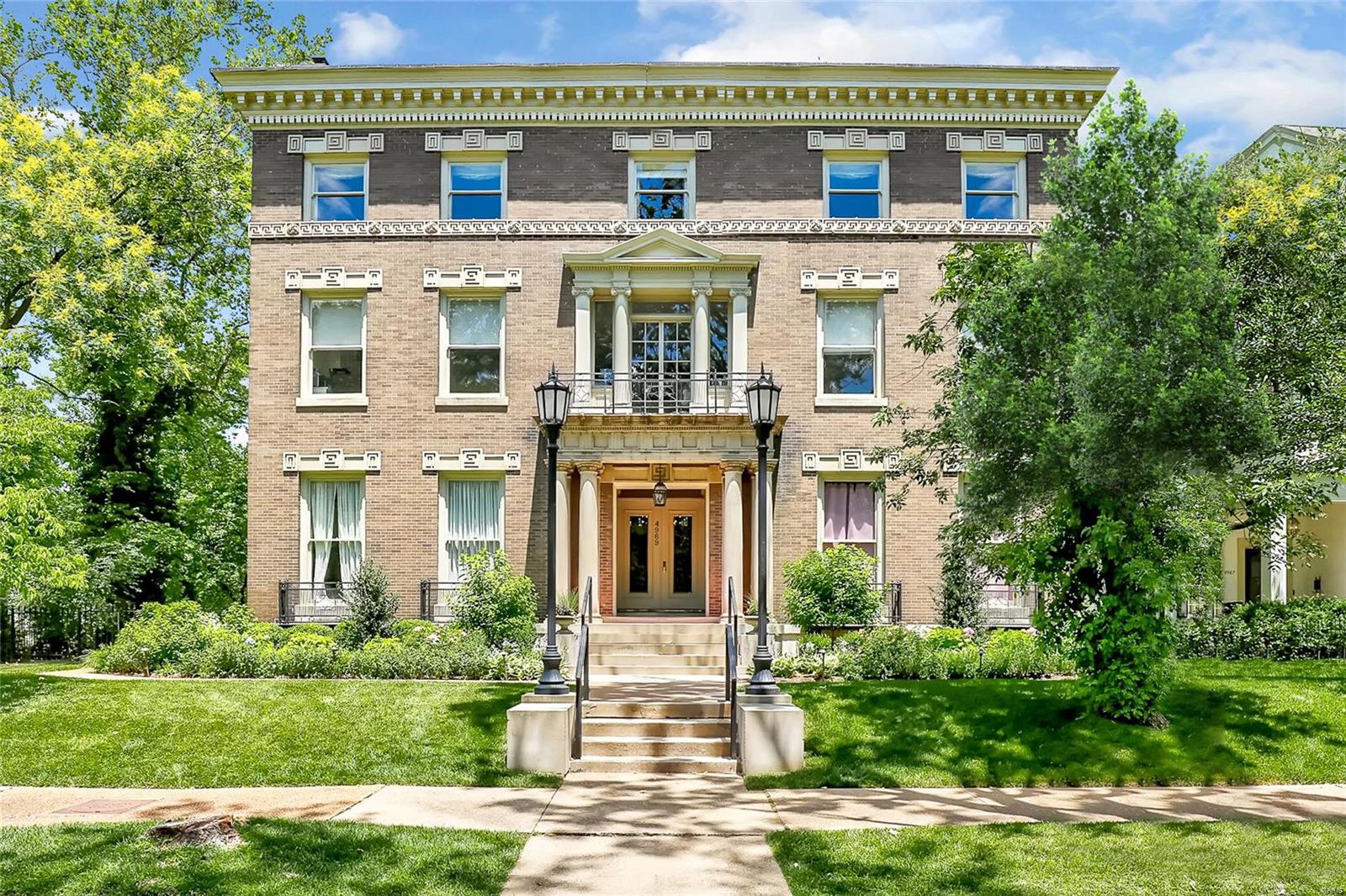 Pershing Place Condos - Residential