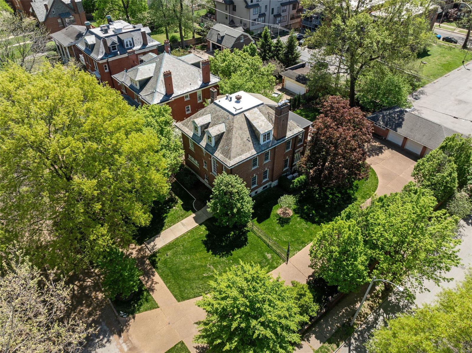 Kingsbury Place - Residential