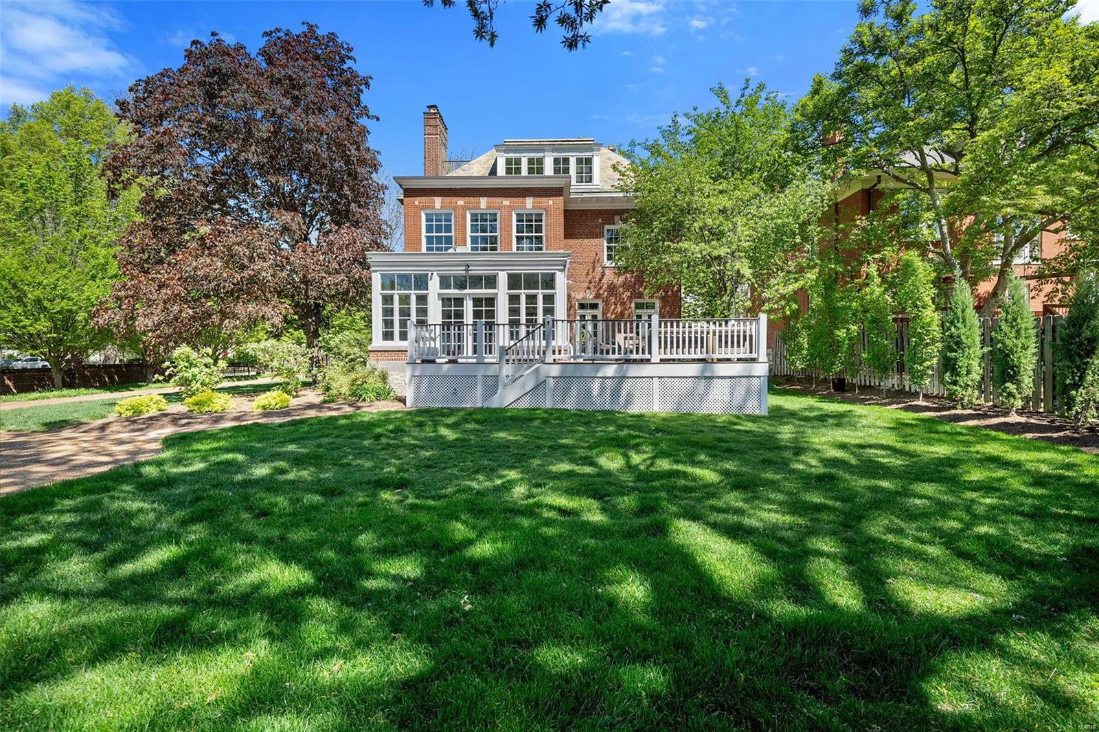 Kingsbury Place - Residential