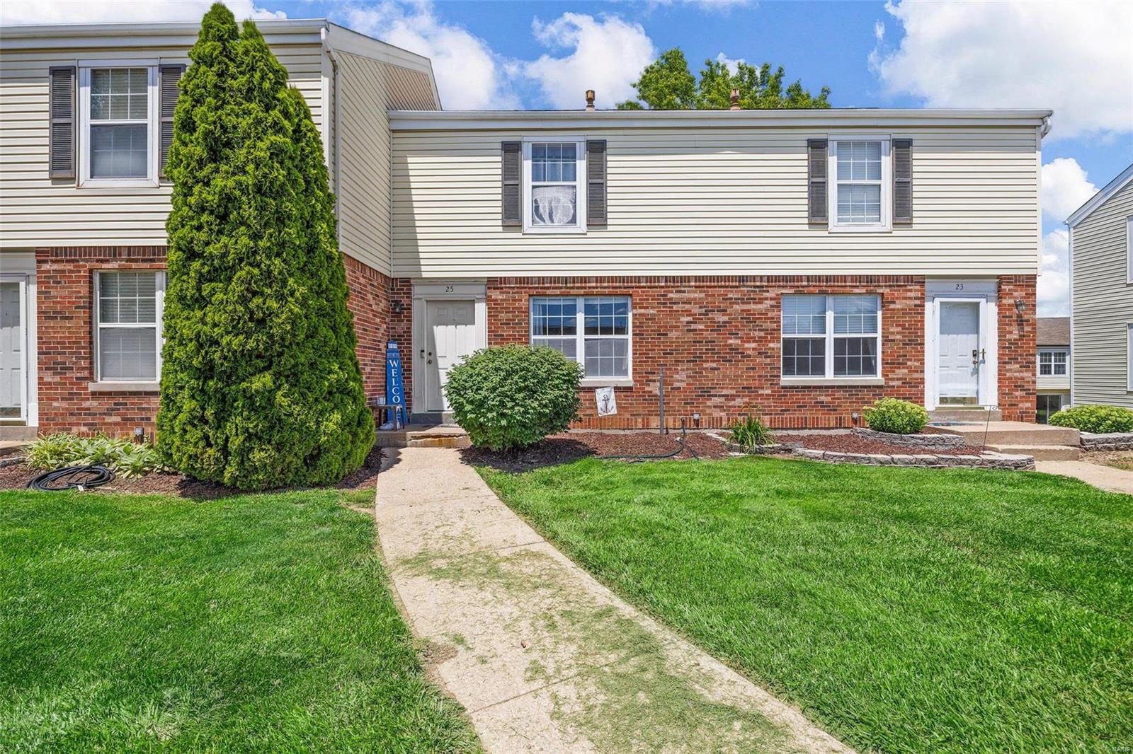 Woodlake Village Condos Ph2 - Residential